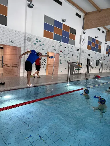 Akademia plywania Activity